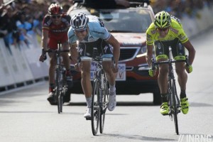 Boonen fulmina Pozzato allo sprint del Fiandre