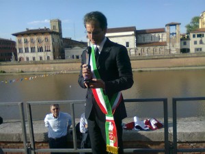 Il vicesindaco Paolo Ghezzi presenta la Regata Pisa-Pavia